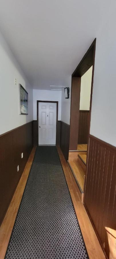 Hotel Fleurs Karaibes Saint-Alexandre-de-Kamouraska Buitenkant foto